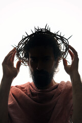 Jesus Christ Portrait with crown of thorns - 729337668