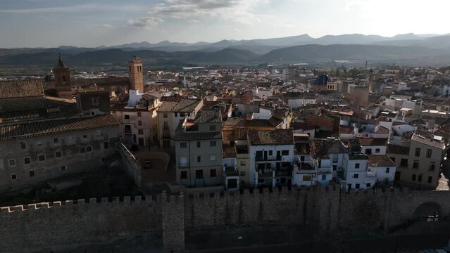 Muralla y exteriores de la ciudad de Segorbe en Castellon