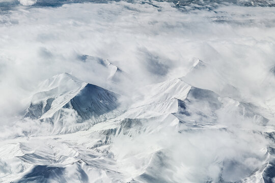 Aerial mountain landscapes over China. Szechuan Provinz, China