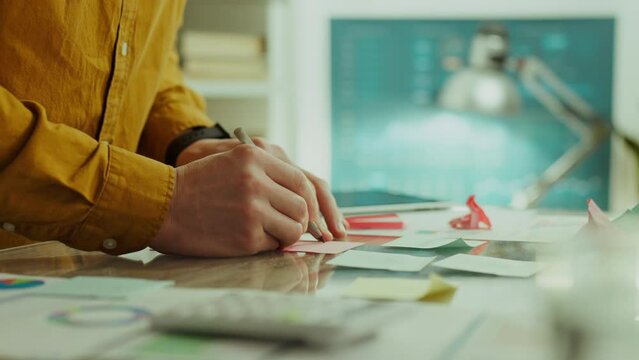 Check note. Corporate analysts diligently use mind maps. General perspective experienced professional scattered notes with important records conducts a professional audit, thematic notes