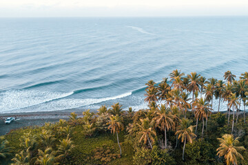Caribbean surf line up.