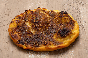 Diversos tipos de esfirra a típica comida arabe originária do Líbano e da Síria. Com diversos tipos de recheio


