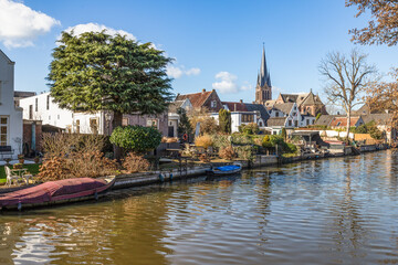 Fototapeta na wymiar Small village - Breukelen, along the Vecht river.