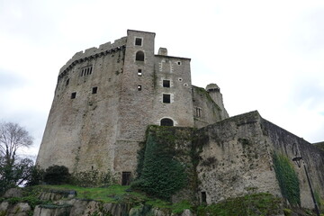 Fototapeta na wymiar Ruines du château fort de Clisson en Bretagne