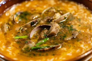 sticky rice with Galician clams and artichokes, Vida Meva restaurant, Palma, Mallorca