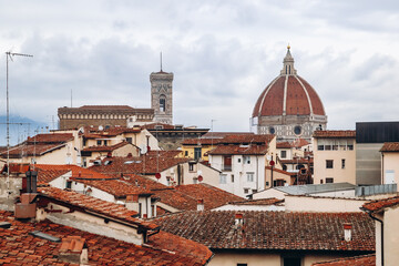 Obraz premium View of the rooftops in the center of Florence