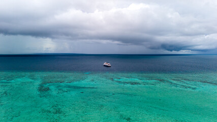 Fototapeta na wymiar Tivua private island in Fiji