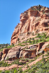 Fototapeta premium Majestic Sandstone Cliff in Sedona with Blue Sky