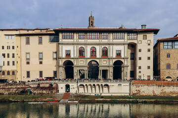 Naklejka premium Florence, Italy - 29 December, 2023: The Uffizi Gallery, a prominent art museum located adjacent to the Piazza della Signoria in the Historic Centre of Florence