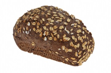 Pain nordique aux graines de tournesol en gros plan sur fond blanc.