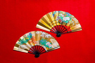 日本的伝統工芸品の舞扇、舞踊や装飾品としも非常に美しい。贈り物にも最適。