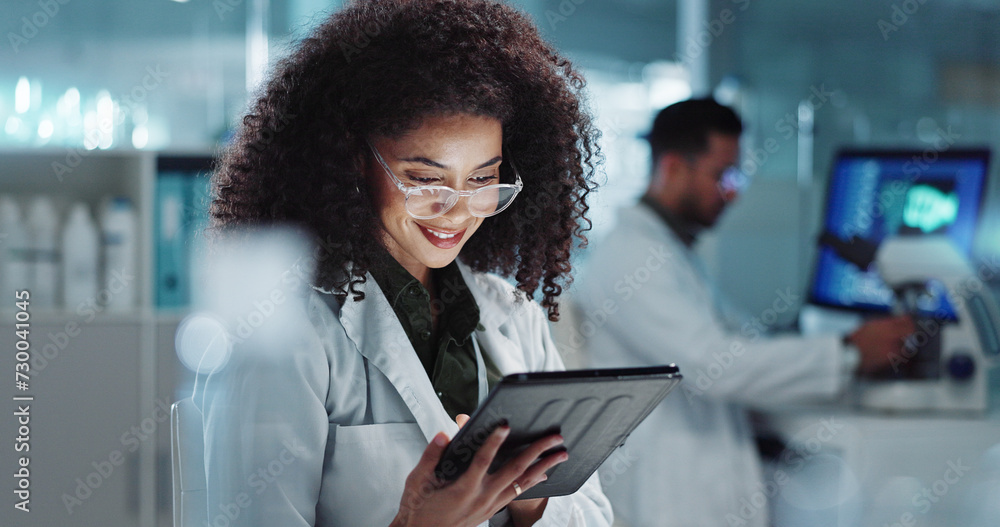 Poster Tablet, reading and woman scientist in laboratory working on medical research, project or experiment. Science, career and female researcher with digital technology for pharmaceutical innovation.