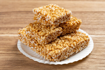 angle view puffed rice blocks on a dish