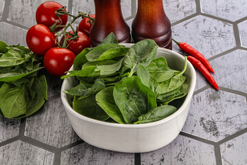 Natural organic raw green spinach