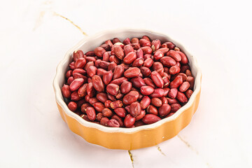 Raw peanut heap for roast