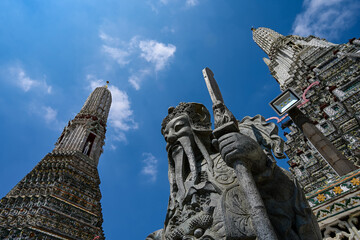Wat Arun is an important tourist attraction and is also a symbol of Bangkok that tourists from all...