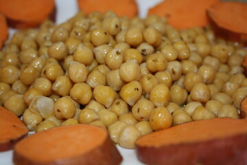 Batata e ceci  alimento unico