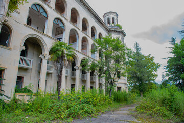 Eerie Abandoned Sanatoriums with Broken Windows and Doors: Power of Nature - obrazy, fototapety, plakaty