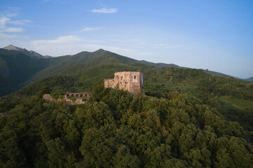 Fototapeta na wymiar Capture the panoramic beauty of Aghinolfi Castle in Montignoso, Italy, through stunning drone photography.