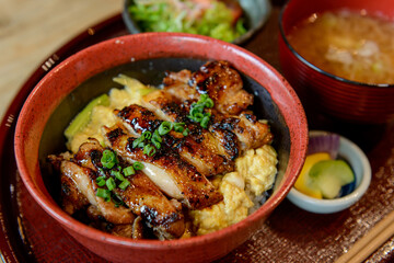 チキン照り焼き丼、定食