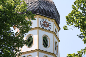 Kirche Sankt Johann Baptist in Holzhausen am Starnberger See
