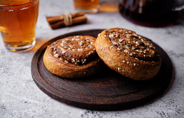 Cinnamon roll buns in a plate