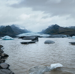 Glacier tongue slides from Vatnajökull icecap or Vatna Glacier near subglacial Öræfajökull...