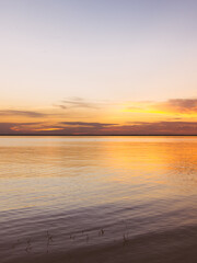 Pôr do sol no Rio Tapajós, em Alter do Chão, Pará, Brasi