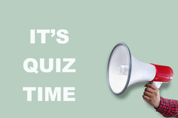 People holding megaphones with 'it's quiz time' text