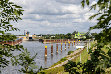 Bilder vom Wasserstraßenkreuz Magdeburg Rothesee Hohenwarthe