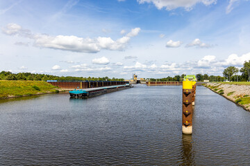 Bilder vom Wasserstraßenkreuz Magdeburg Rothesee Hohenwarthe