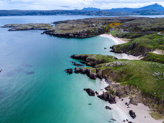 Fototapeta na wymiar Travel in Scotland , North Coast 500 nc500, View of Ceannabeinne Beach near Durness on north coast of , clear and transparent blue water, Highland Region , Scotland, Uk