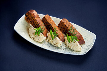 Jewish herring forshmak served with croutons