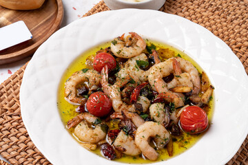 Pepper, tomato, pasta, spaghetti, rosé, shrimp, cream, perilla, aglio e olio, trouble, pollack, tripe, garlic, omurice, gambas, al-hiyo,