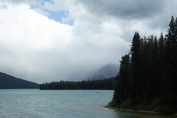 lake and clouds 