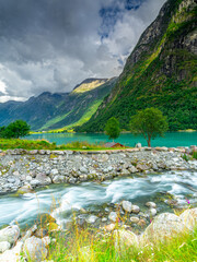 Briksdalbreen Gletscher bei Olden in Fjord Norwegen