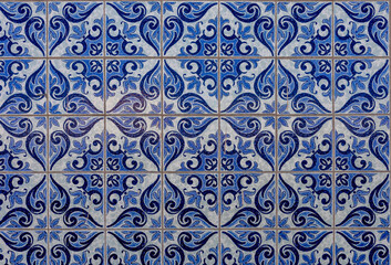 Azulejos azuis de padrão tradicional portugês