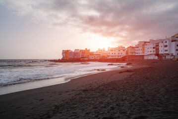 Obraz premium beach and ocean at sunset, Puerto De La Cruz, Tenerife, Canary island