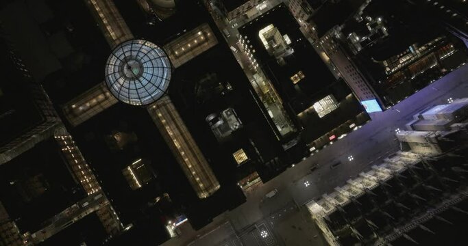 Gallery of Victor Emanuel II at night in 4k