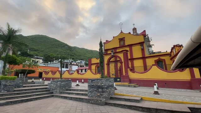 Templo de nuestra se&ntilde;ora de Guadalupe de Ahuacatl&aacute;n, Pilar de Amoles, Quer&eacute;taro, M&eacute;xico