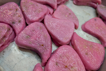 Teochew Png Kueh (Steamed Glutinous Rice Cake), pink peach shape