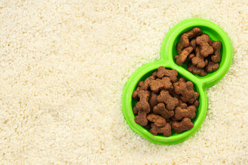 Tasty and delicious food for pet, pet accessories