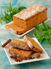 Fototapeta na wymiar Sponge cake with honey and spices.