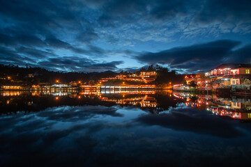 Rak Thai Village night light