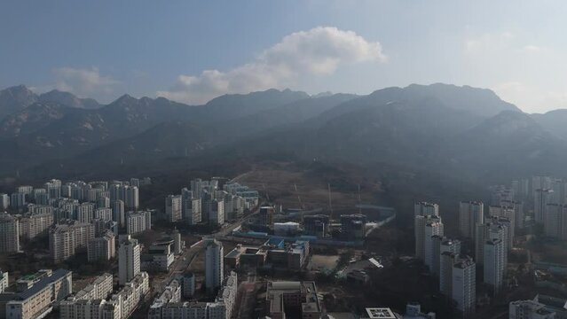  landscape where beautiful nature and cities coexist