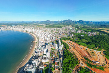 Imagem aérea de drone da praia do morro, condomínio Aldeia da Praia e Praia da Cerca em...