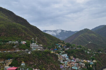 Fototapeta na wymiar Just a random Valley in Mountain in Uttarakhand India 