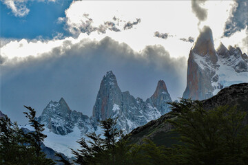 Torres del cerro Fit Roy nevadas, Patagonia Argentina