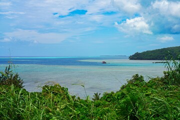 Landscape view of the coast in Raiatea, Society Islands, French Polynesia, and the South Pacific Ocean - 732077286