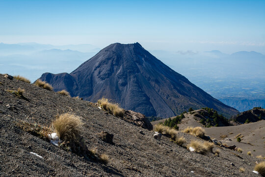 parque nacional nevado de colima